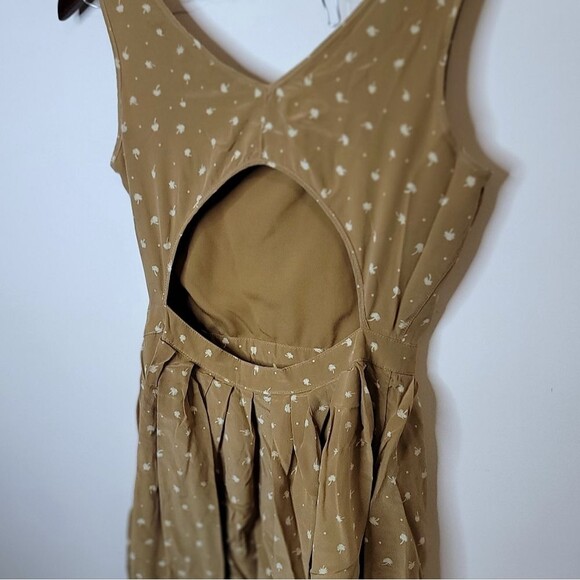 Club Monaco Tan Palm Trees Open Back Dress Size 2 - Picture 6 of 11